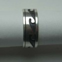 Bague en argent aux motifs tribaux