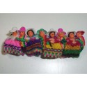 Barrettes en poupées péruviennes