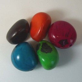 Perles en ivoire végétal tagua colorées