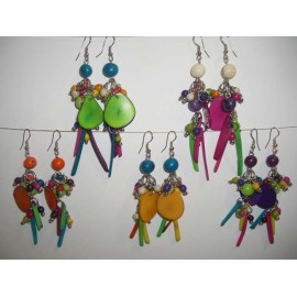 Boucles d'oreilles du Pérou en tagua et graines achira