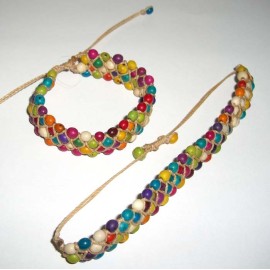 Bracelets péruviens en graines achira teintées