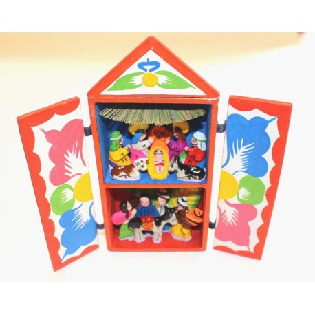 Crèche péruvienne deux étages dans boite et personnages