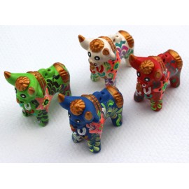 TORO PUKA taureaux en céramique décorés